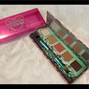 Urban Decay x Kristen Leanne - Daydream Eyeshadow Palette - Limited Edition
